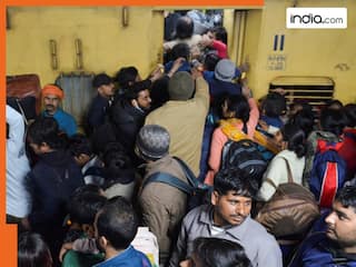 नई दिल्ली रेलवे स्टेशन पर मची भगदड़ के बाद DRM पर गिरी गाज, सुखविंदर सिंह का हुआ ट्रांसफर