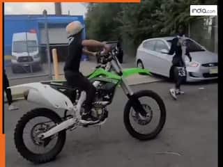 7 साल के बच्चे ने किया डरावना बाइक स्टंट! देखने वाले के उड़ गए होश, जमकर Viral हुआ Video