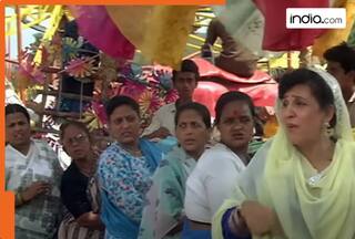 Hero wanted to worked with top heroine, director refused due to...., film became a blockbuster, its name is...