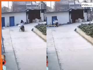 Scooty Girl Ka Video: मोड़ पर ब्रेक लगाना भूल गई स्कूटी गर्ल, फिर जो हुआ सोच-सोचकर हंसेंगे | देखें वीडियो