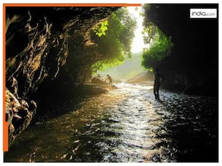 अगर आप हैं एडवेंचर पंसद तो घूमिये डाकुओं की गुफा, देहरादून से सिर्फ 6 किमी है दूर