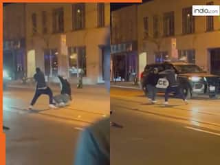 Fight Ka Video: लाठी की जगह सांप से ही करने लगा पिटाई, देखकर अंदर तक हिल जाएंगे आज | देखें वीडियो