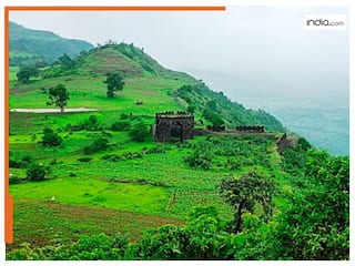 अप्रैल में घूमिये ओरछा, शिवपुरी और ग्वालियर; बेहद सुंदर हैं ये जगहें- टूरिस्टों के दिलों में जाती हैं उतर