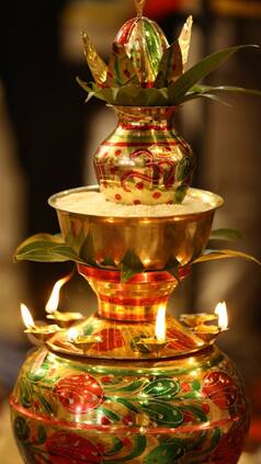 अक्षय तृतीया की रात घर में इन 3 जगहों पर जलाएं दीपक, नहीं होगी पैसों की कमी