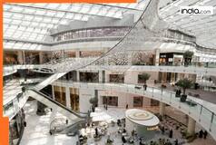 World's largest shopping mall has 1200 shops, zoo, aquarium, monthly rent is Rs..., located in..., not US, China, Singapore, India, UK, Europe, Japan, country is...