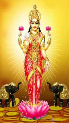 मां लक्ष्मी घर में आने से पहले देती हैं ये 5 संकेत, खुलते हैं धन लाभ के रास्ते