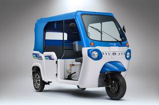 Mahindra Last Mile Mobility Dominates India   s Electric Commercial Vehicle Sector in FY25