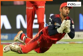 WATCH: Jitesh Sharma takes Stunning high catch to dismiss Jake Fraser-McGurk during RCB vs DC match in IPL 2025