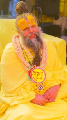 प्रेमानंद जी महाराज से जानिए किन घरों में नहीं टिकती मां लक्ष्मी!