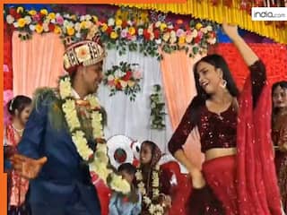 Dulha Dulhan Ka Video: साली संग डांस के लिए भागा चला आया दूल्हा, फिर दुल्हन ने जो किया सबकी हवाइयां उड़ गईं | देखें वीडियो