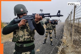 How many days can Pakistan army stand against India's 1.3 million Indian army if a war broke out? Check out the military strength of two countries
