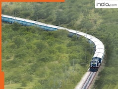 Railway New Rule: खाली है जेब, फिर भी ट्रेन में कर सकते हैं सफर...रेलवे ने शुरू की यह खास सुविधा, जानिए आप कैसे ले सकते हैं इसका फायदा