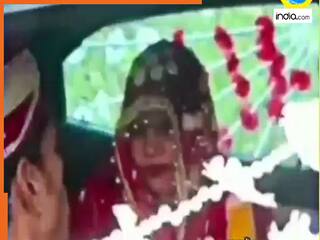 Dulha Dulhan Ka Video: शादी के तुरंत बाद गुस्सा हो गई दुल्हन, कार में ही कर दी दूल्हे की बुरी पिटाई | देखें वीडियो