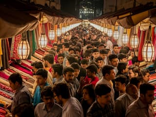 A Walk Through Lucknow's Street Markets That Opens At Midnight