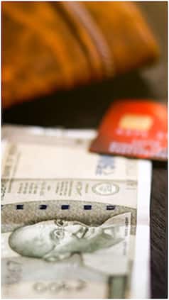 मंथ एंड में Credit Card से निकालते हैं कैश? जान लें ये नियम वरना...