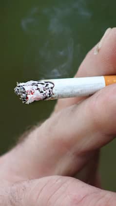 सिगरेट या बीड़ी! कौन है ज्यादा जानलेवा? होश उड़ा देगा जवाब