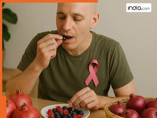 Exclusive: कैंसर से बचना है तो डेली डाइट में शामिल करें हल्दी, जामुन, प्याज और अनार- डॉक्टर ने भी माना लोहा- जानें क्या बताया