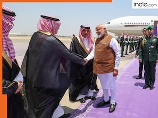 पाकिस्तान को मुस्लिम देशों ने क्यों किया किनारे? भारत से दोस्ती कर रहे सऊदी और यूएई, कश्मीर का नाम लेना भी बंद किया, जानिए वजह