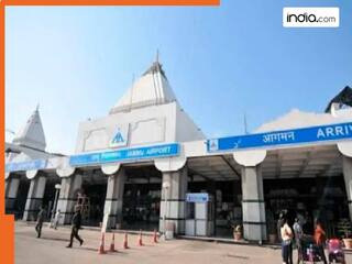 भारत-पाकिस्तान युद्ध: जम्मू एयरपोर्ट पर हवाई हमला, पूरे राज्य में ब्लैकआउट, लगातार बज रहे हैं सायरन