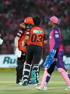 मझदार में डूबी SRH को तगड़ा झटका, धांसू खिलाड़ी को हुआ कोरोना, नहीं खेलेगा आज