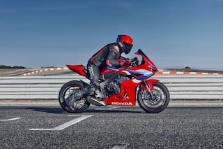 Honda Introduces 2025 CB650R and CBR650R with E-Clutch in India