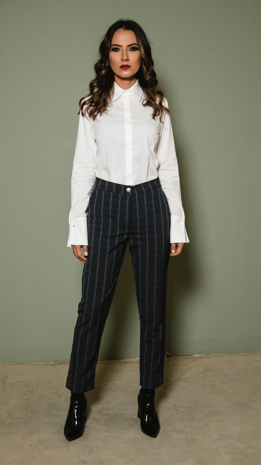 From Slim Fit to Wide Leg: Must-Have Women's Cotton Trousers