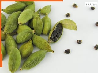 मालामाल कर सकता है इलायची का यह उपाय, जीवन में आ रही हर परेशानी से मिलेगा छुटकारा