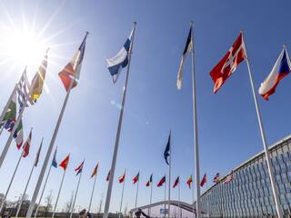 NATO ने भारत और चीन को दी धमकी, कहा- रूस से तेल लिया तो ये करेंगे...