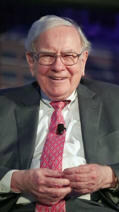 Powerful Money Lessons from Warren Buffett