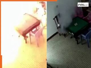 बिस्तर पर चार्जिंग में लगा फोन बना बम! पल भर में उड़ गया सबकुछ, भूलकर भी न करें ये गलती | देखें Video