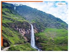 Devkund waterfall Odisha: बेहद सुंदर है ये झरना, दूर-दूर से घूमने आते हैं टूरिस्ट