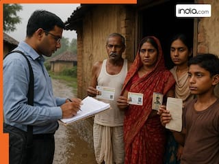 बिहार में मतदाता सूची पुनरीक्षण पर मचा था घमासान, चौकाने वाला डाटा आया सामने, वास्तविक जनसंख्या से अधिक मिले आधार कार्ड