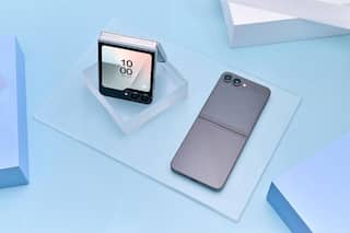 Samsung Galaxy Z Flip7: Compact AI Flagship with Edge-to-Edge FlexWindow & Next-Level Personalization