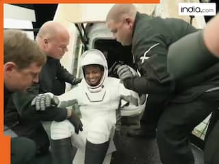 Shubhanshu Shukla Return: ड्रैगन कैप्सूल का गेट खुला, शुभांशु शुक्ला ने 18 दिन बाद धरती पर रखा कदम