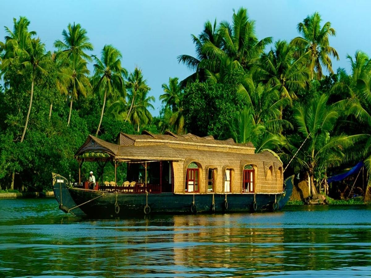 5 Hill Stations Near Thekkady That Locals Swear Are Heaven On Earth