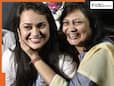 Success Story: टीना डाबी की मां ने क्रैक किया था ये एग्जाम, बेटियों को IAS बनाने के लिए छोड़ दी नौकरी