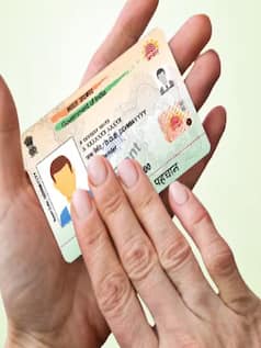 किसका आधार कार्ड सबसे पहले बना था? बताने में फेल हो गया हर कोई