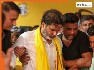 बिहार: आरा में रोड शो में मची अफरातफरी, प्रशांत किशोर घायल - सीने में आई चोट