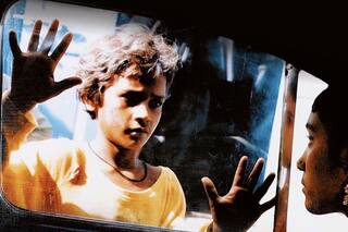 Meet actor, who worked in an Oscar-winning film, won National Award for his role, now drives auto-rickshaw to earn money; His name is...