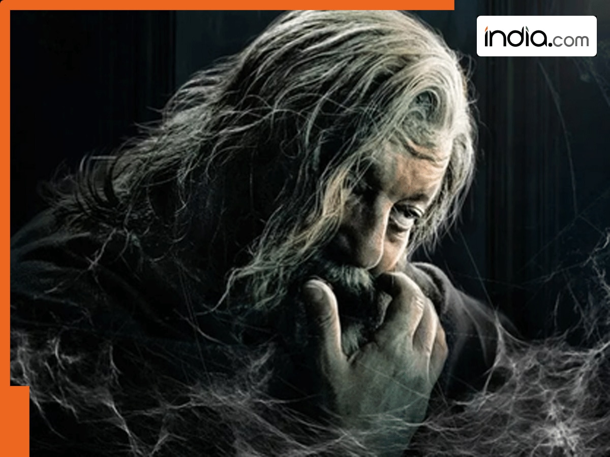 The Raja Saab: लंबे-सफेद बाल...झुर्रियों भरा चेहरा...मकड़ी के जाले और जर्जर कमरा, संजय दत्त के बर्थडे पर मेकर्स ने दिखाया एक्टर का खतरनाक लुक