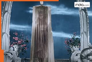 This 2-hour-57-minute film's set was made on huge scale, became blockbuster after its release, has IMDb rating of 8.1, movie name is..., lead actors were...