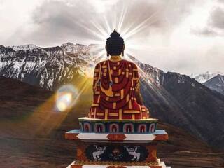 Planning A Trip To Leh? Don’t Miss These 5 Once-In-A-Lifetime Experiences!