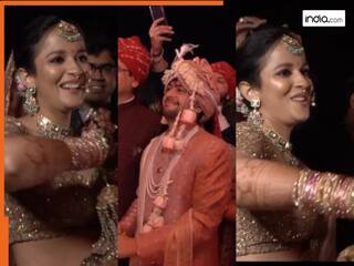 Dulhan Ka Dance: खुद की शादी में दुल्हन ने किया ऐसा जबर डांस, एक्सप्रेशन पर ही फिदा हो गया दूल्हा | देखें वीडियो