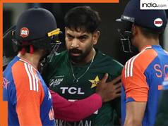 Watch Video- लाइव टीवी पर Asia Cup India vs Pak मैच में पाकिस्तानी पैनलिस्ट की गंदी हरकत, गोली मारने की बात कही