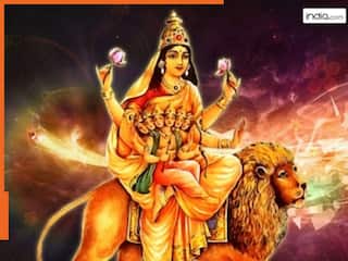 Shardiya Navratri Day 5: नवरात्रि के पांचवें दिन करें मां स्कंदमाता की आरती, पूरी होती संतान प्राप्ति की मनोकामना