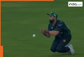 Sanju Samson's easy catch dropped by Hussain Talat during India vs Pakistan in Asia Cup 2025 Final, video goes viral
