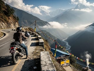 Nepal by Motorbike: The Ultimate Freedom Ride Through Mountains and Valleys