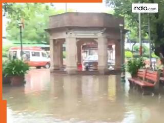 Delhi Flood: दिल्ली में खतरे के निशान के पार यमुना, निगम बोध घाट में घुसा पानी; अंतिम संस्कार बंद | VIDEO
