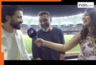 'Akkhi duniya ek taraf, mera Bumrah ek taraf': WATCH Sanjana Ganesan recreate iconic dialogue from 'The Ba***ds of Bollywood' for her husband Jasprit Bumrah during…