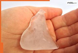 इस तरह फिटकरी का करें इस्तेमाल..! स्किन और बालों को मिलेंगे अनोखे फायदे